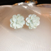 97# Silver Needle-Light Green Flowers