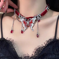 Collier papillon pompon rouge n° 4