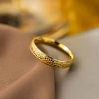 Sparkling Scale Ring