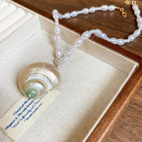 69# Necklace-White-Pearl Conch