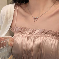 Bow Necklace