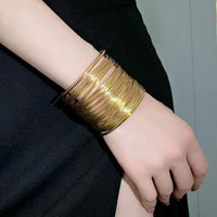 152# Bracelet-Gold