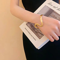 72# Bracelet-Gold