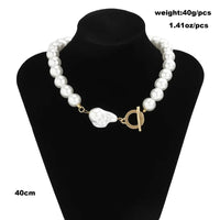 Collier Blanc 7015