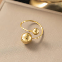 8 [Af75] Big and Small Ball Ring Gold