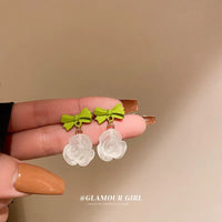 93# Silver Needle-Arylic-Green Bow