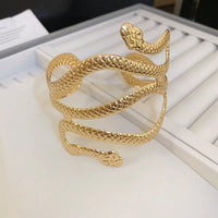 62# Bracelet-Gold