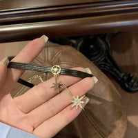 Collier étoile à huit branches en cuir noir n°19
