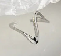 Adjustable Opening