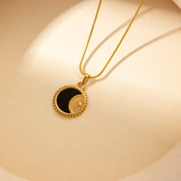 Lune noire